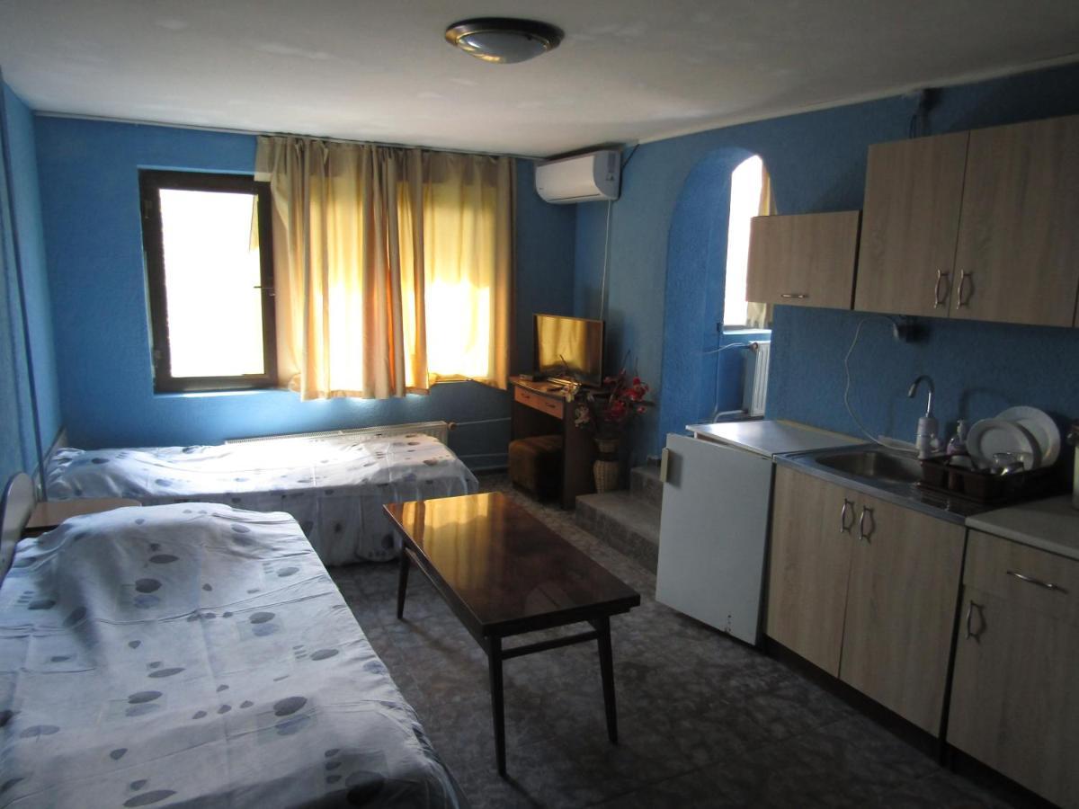 Hostel Papagal Varna Exteriér fotografie